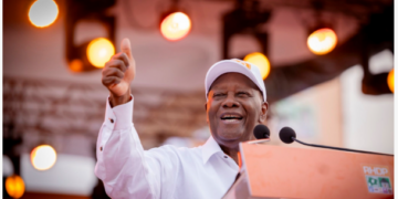 Élection Présidentielle de 2025 : Le président sortant Alassane Ouattara a mené sa campagne sous le slogan « ADO pour une grande Côte d&rsquo;Ivoire », avec un appareil de campagne structuré dès septembre-octobre 2025.
