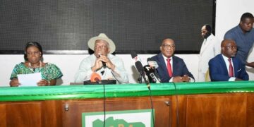 Des représentants de l’opposition ivoirienne lors de la déclaration commune sur le futur organe électoral.