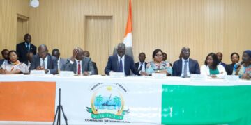 Adama Bictogo lors de la mise en place de la nouvelle coordination des comités de salubrité de Yopougon.