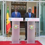 Robert Beugré Mambé et Ahmadou Al Aminou Lô lors de leur rencontre à Abidjan le 19 octobre 2026 sur le renforcement de la coopération entre la Côte d’Ivoire et le Sénégal.
