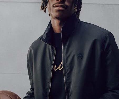 Yan Diomandé dans la campagne Louis Vuitton consacrée aux tenues officielles du Real Madrid pour la saison 2026-2027.