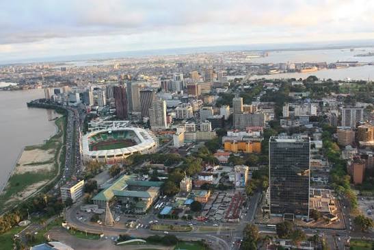 La suppression de la commune du Plateau soulève des questions de droit, de budget et de gouvernance. Pourquoi privilégier une clarification des compétences entre mairie et District d’Abidjan ?
